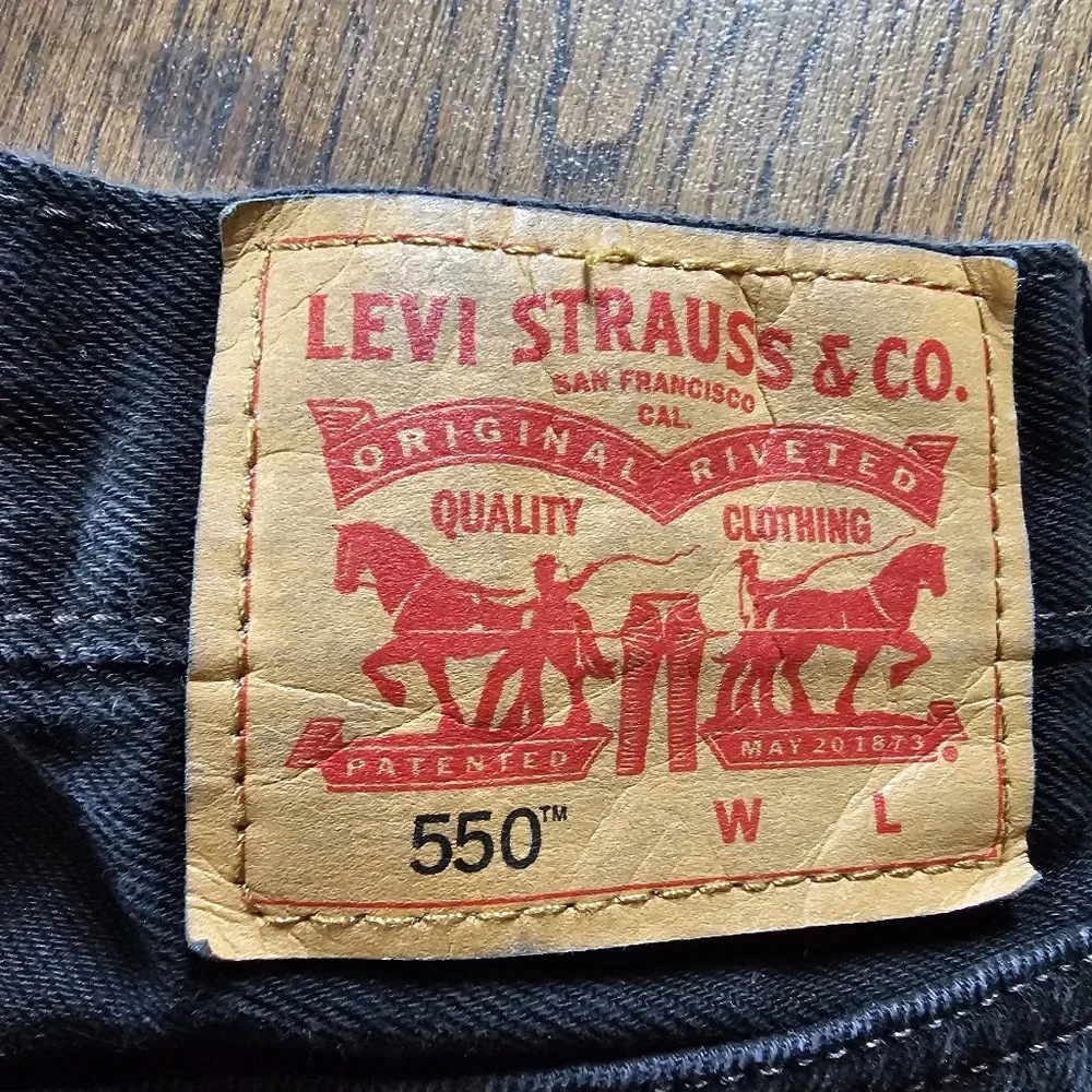 Levi's 550 Faded Black Relaxed Fit straight Leg Jeans Size Men's 46x32 - Picture 12 of 14